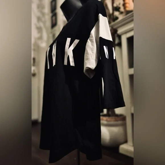 Victoria’s Secret PINK black and white varsity tee, size XS - Picture 5 of 8